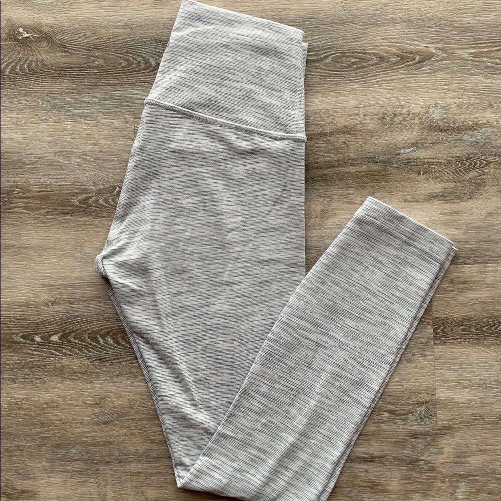 Lululemon Wunder Under High-Rise Tight 28”